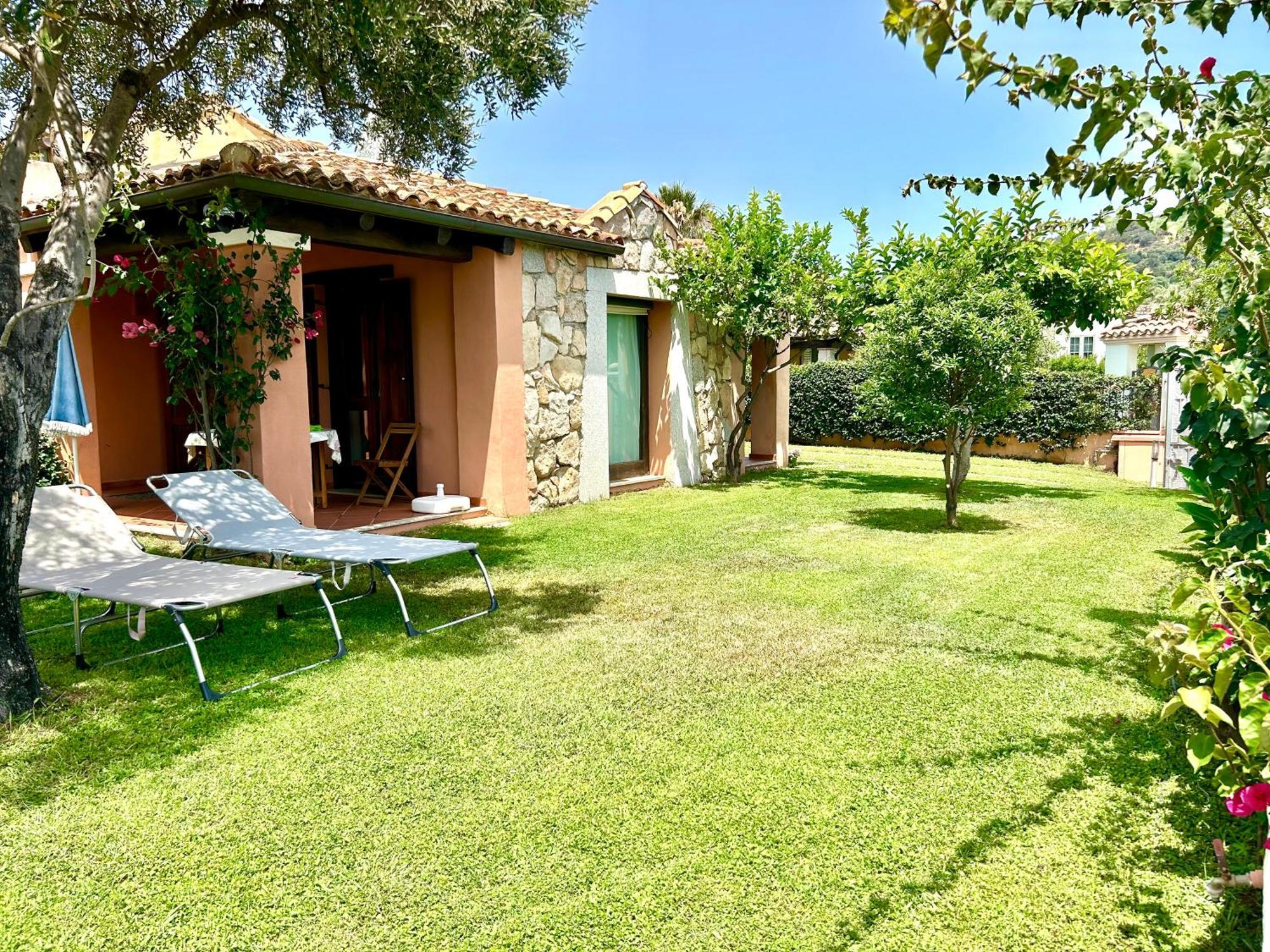 Villa Stella Fronte Mare Porto Frailis Арбатакс Экстерьер фото